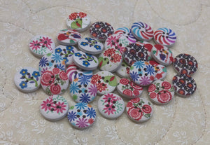 Lot of 32 Buttons ~ Various Colors